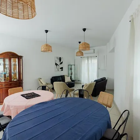 Maison Avec Jacuzzi Dom wakacyjny *
